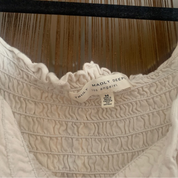 Urban Outfitters Ruched White Peplum Top - Picture 2 of 2